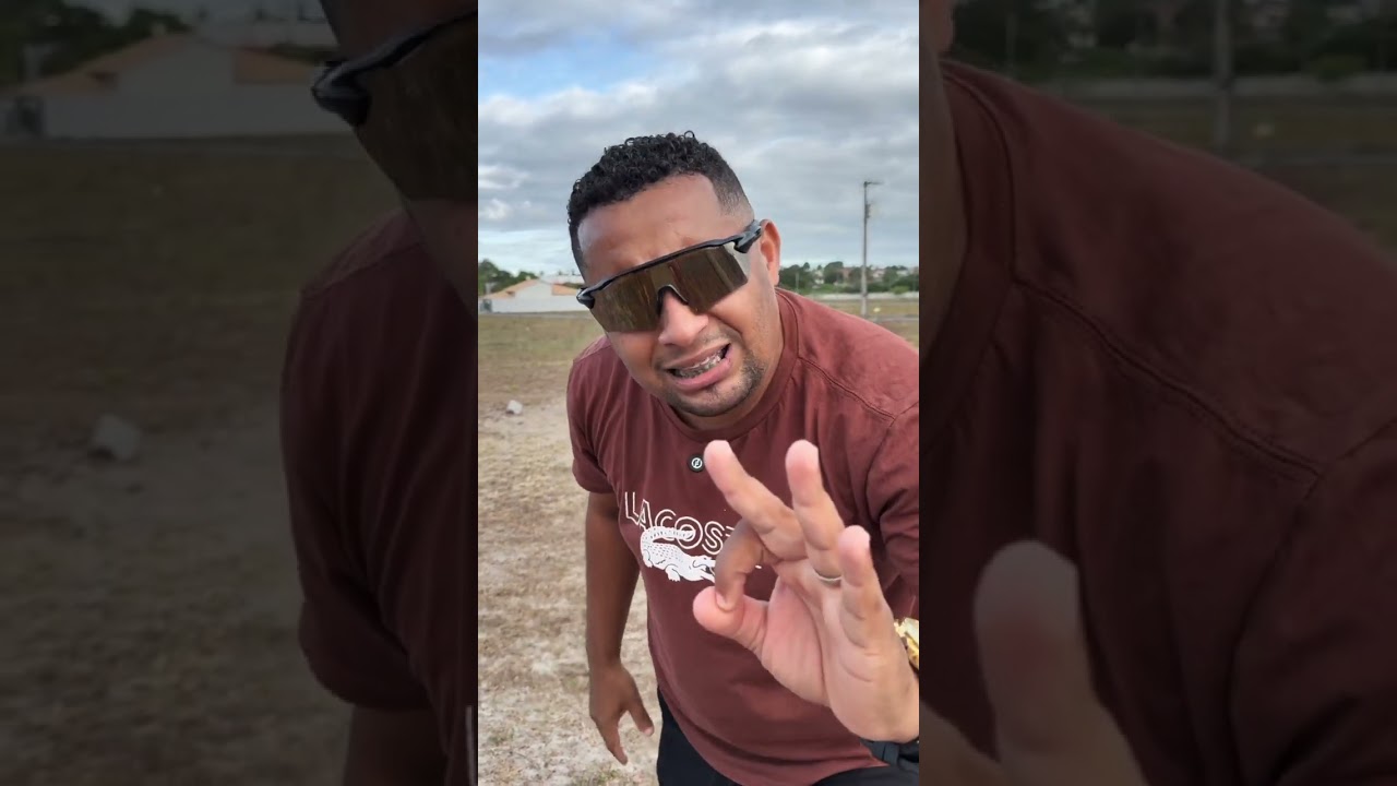 UM CASAL VAI CHAMAR A POLÍCIA!