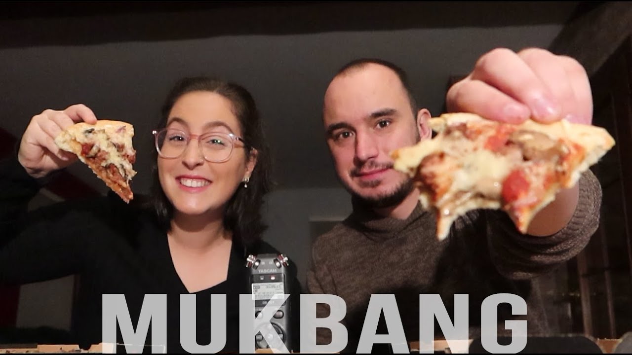 ASMR | MUKBANG PIZZA HUT - Soft Spoken