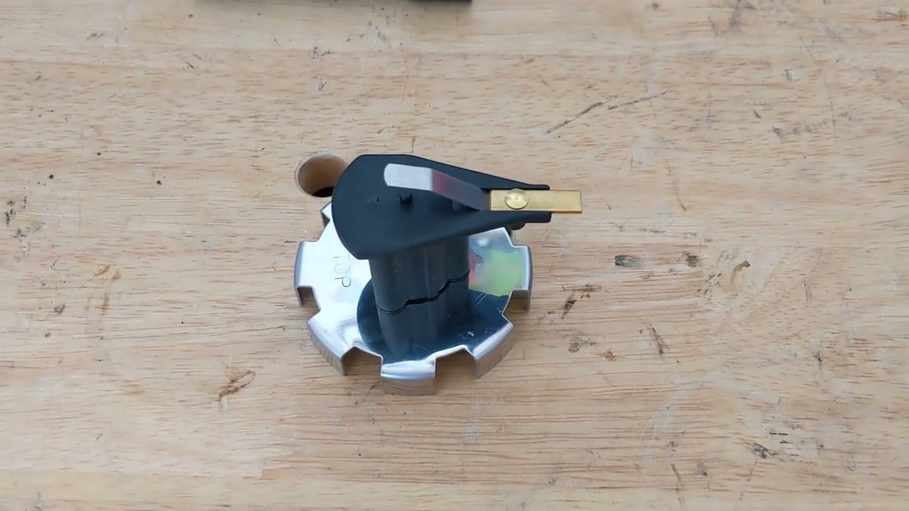 Mercruiser Thunderbolt IV Rotor Removal