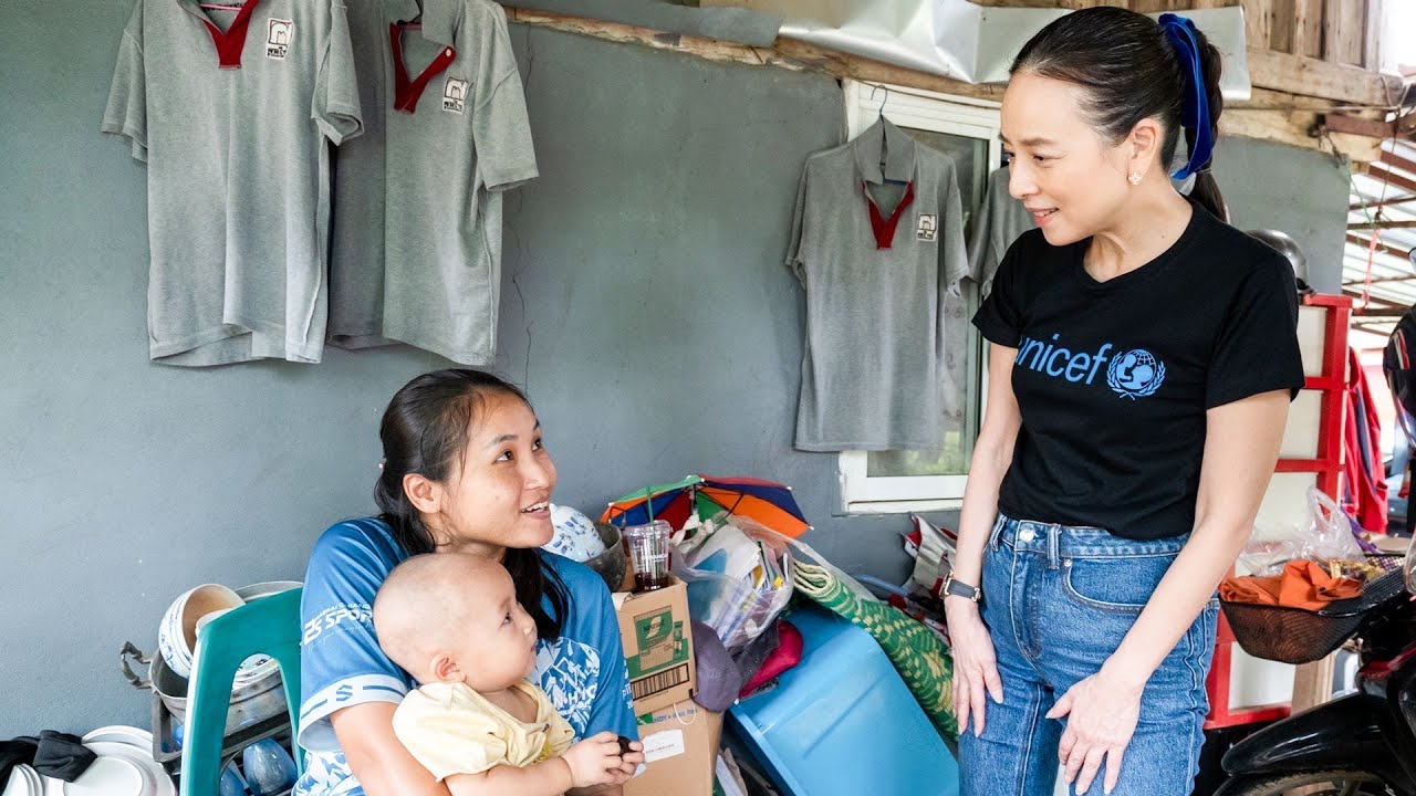 มาดามแป้งลงพื้นที่บ้านกะเหรี่ยงรวมมิตร จ.เชียงราย ร่วมกับยูนิเซฟ | UNICEF Thailand