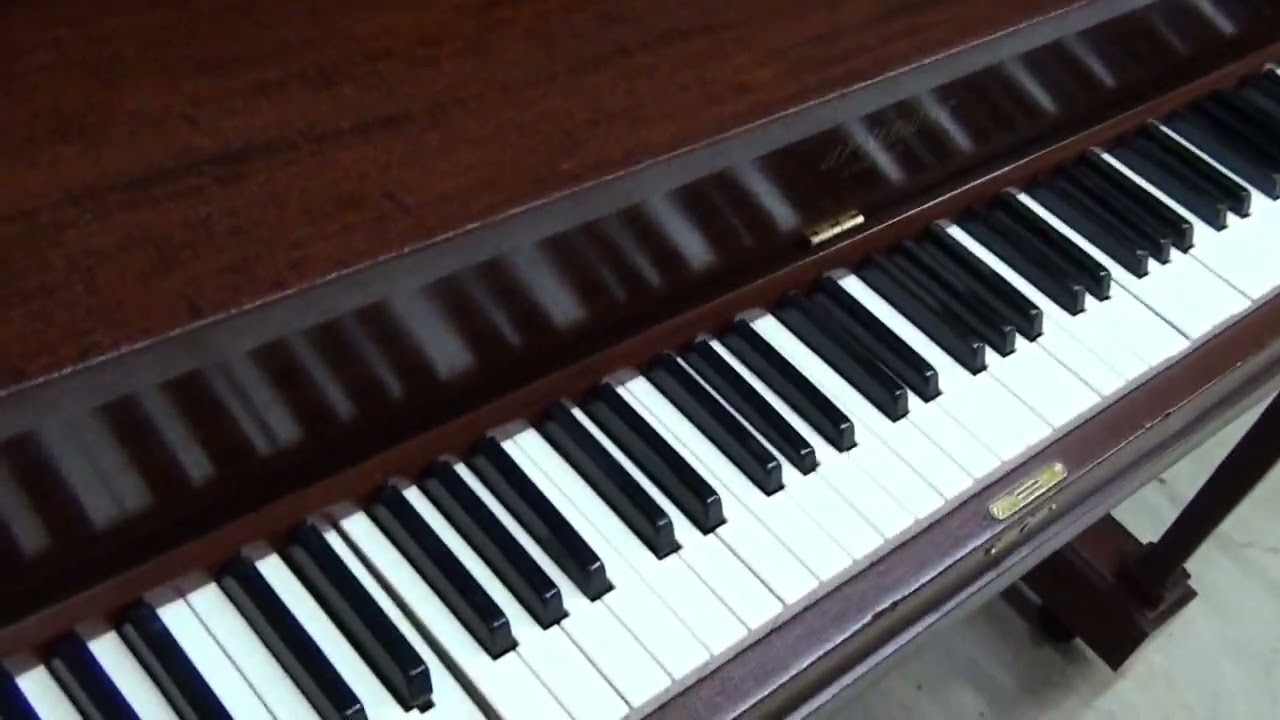 Seeburg E coin piano