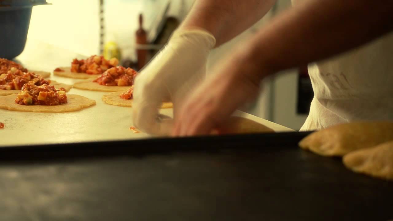 Empanadillas - CONFITERÍA ESPINOSA -