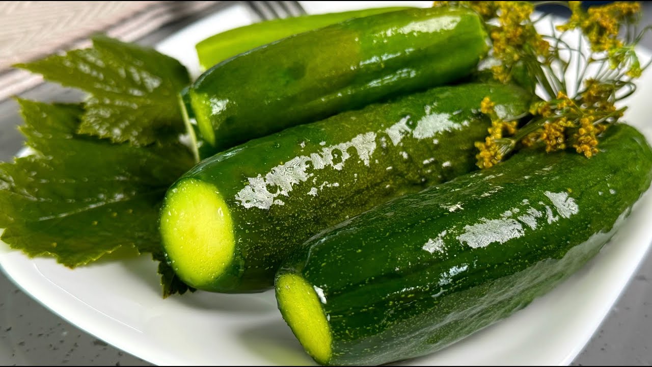 МАМИНЫ малосольные ОГУРЧИКИ, вкуснее НЕТ! Рецепт малосольных огурцов ! Сегодня готовлю - завтра едим