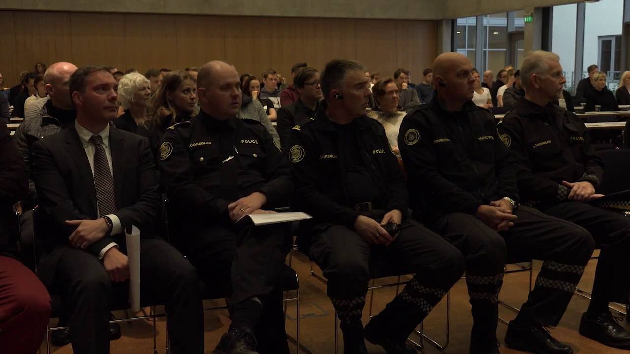 Fyrsti fyrsti dagur lögregluskólans