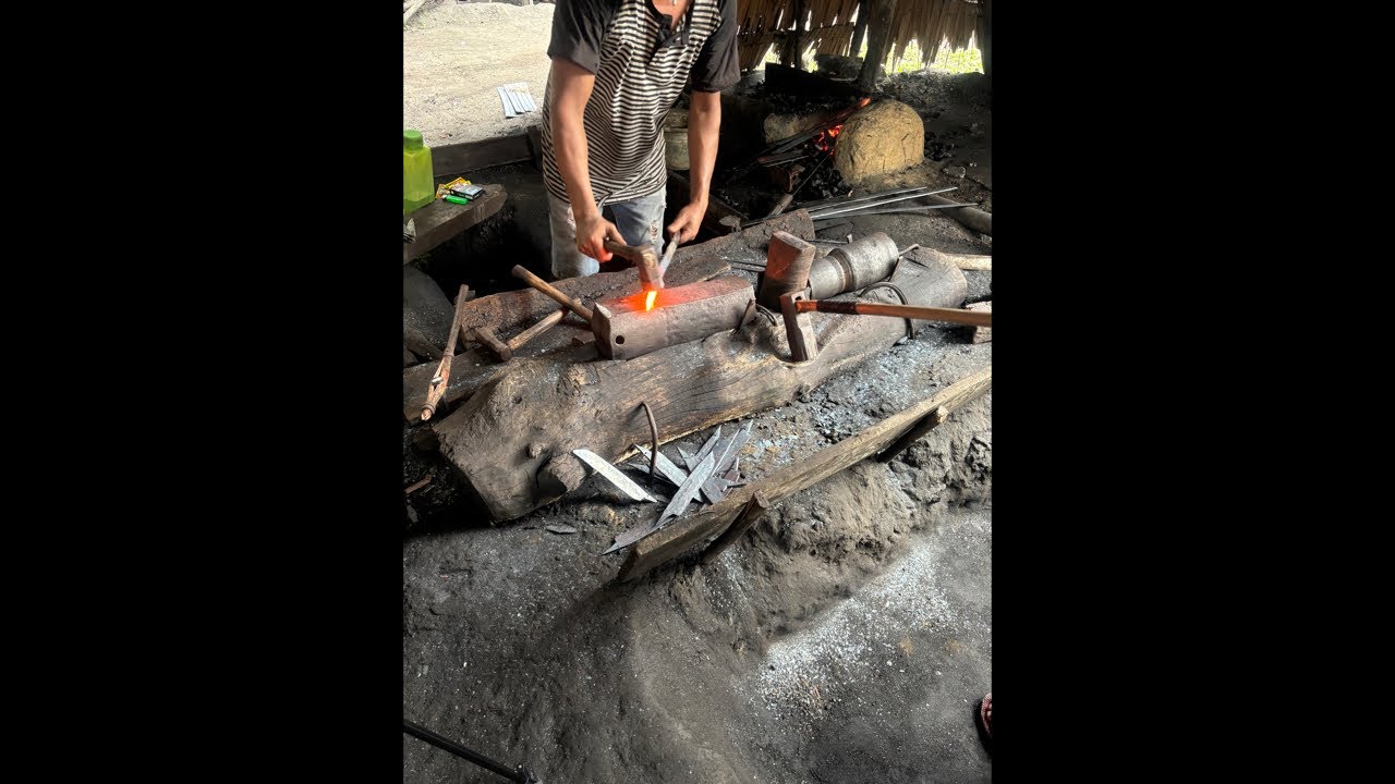 The process of making knife fork/kitchen. 😍🔨