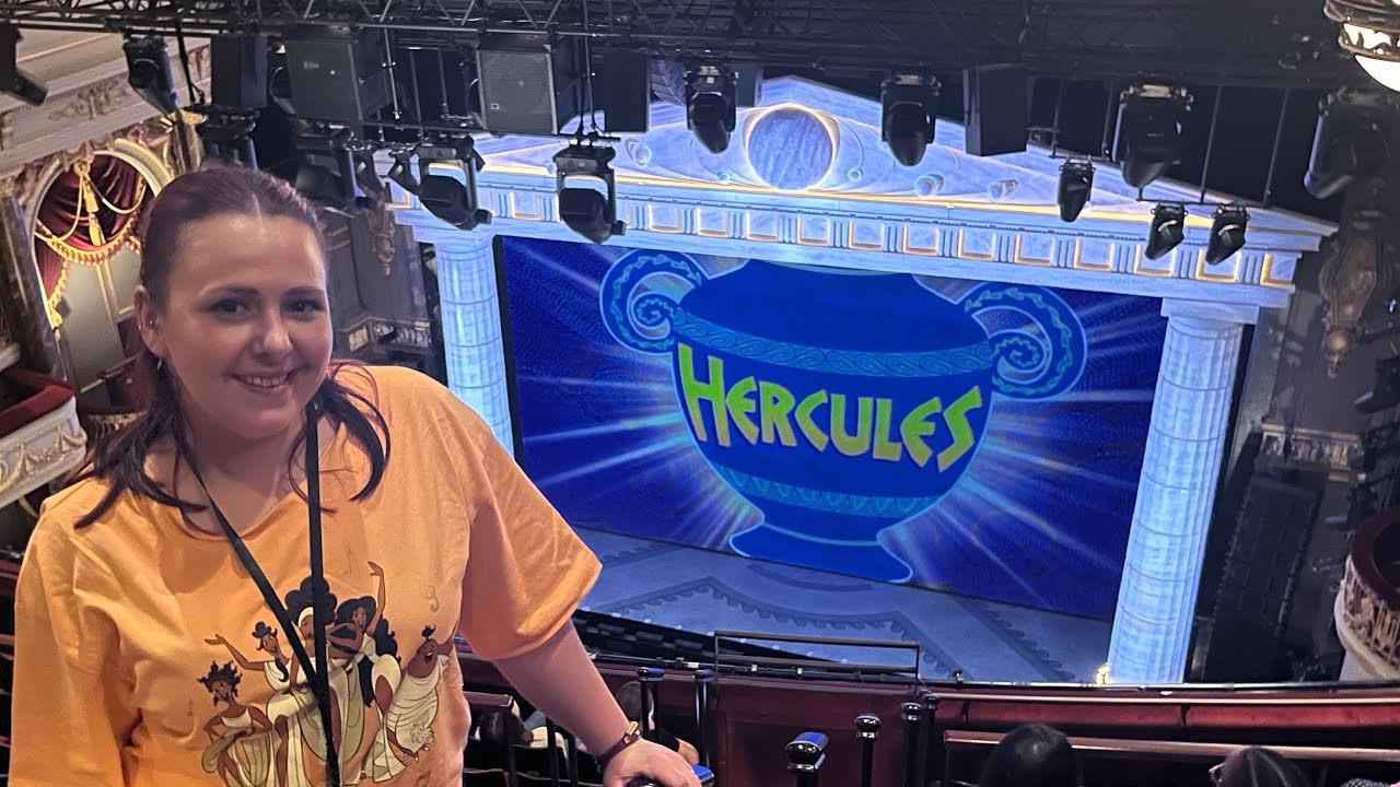 My review of Hercules the new electrifying musical and the merchandise I bought!