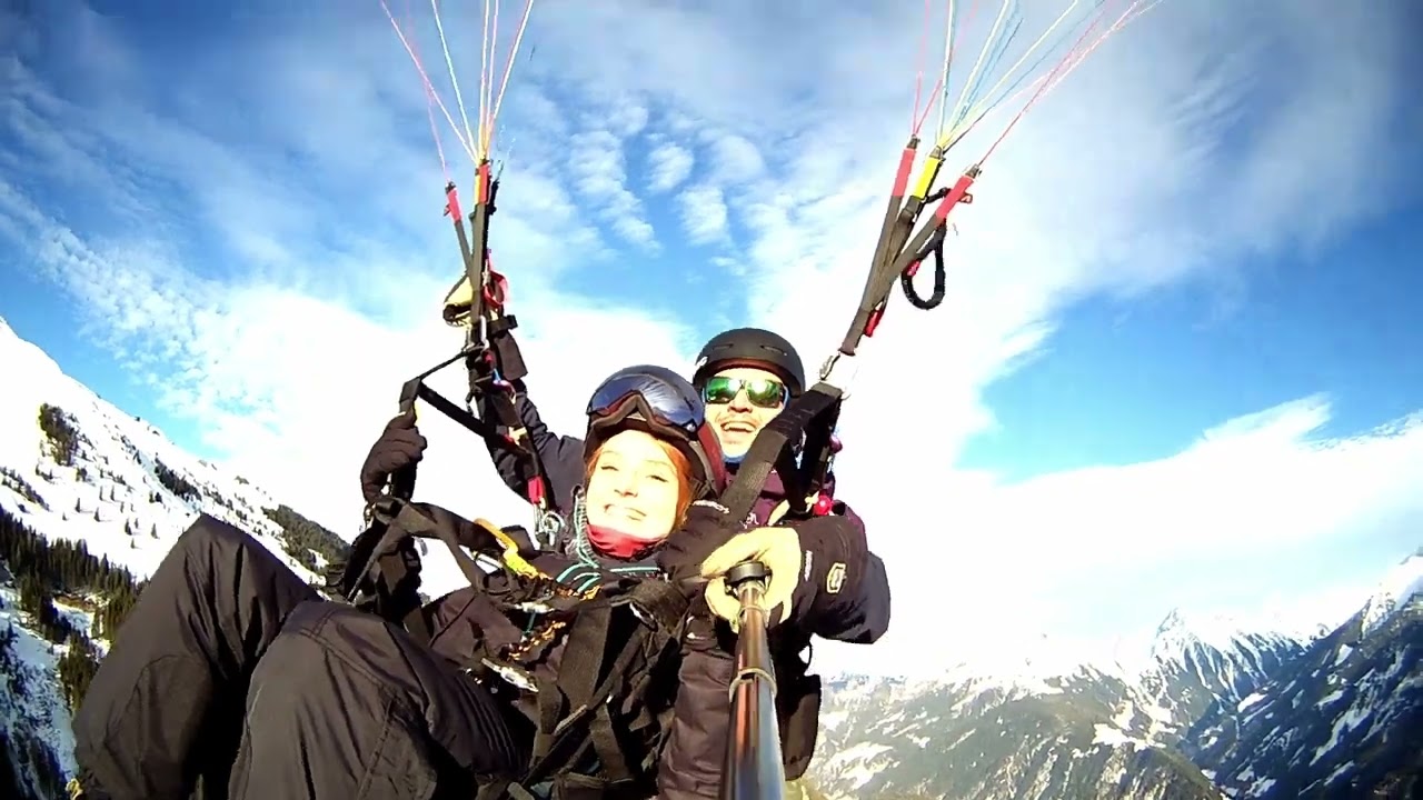 Viev goes PARAGLIDING! I jumped off a 2000m high mountain in Mayrhofen Austria!!