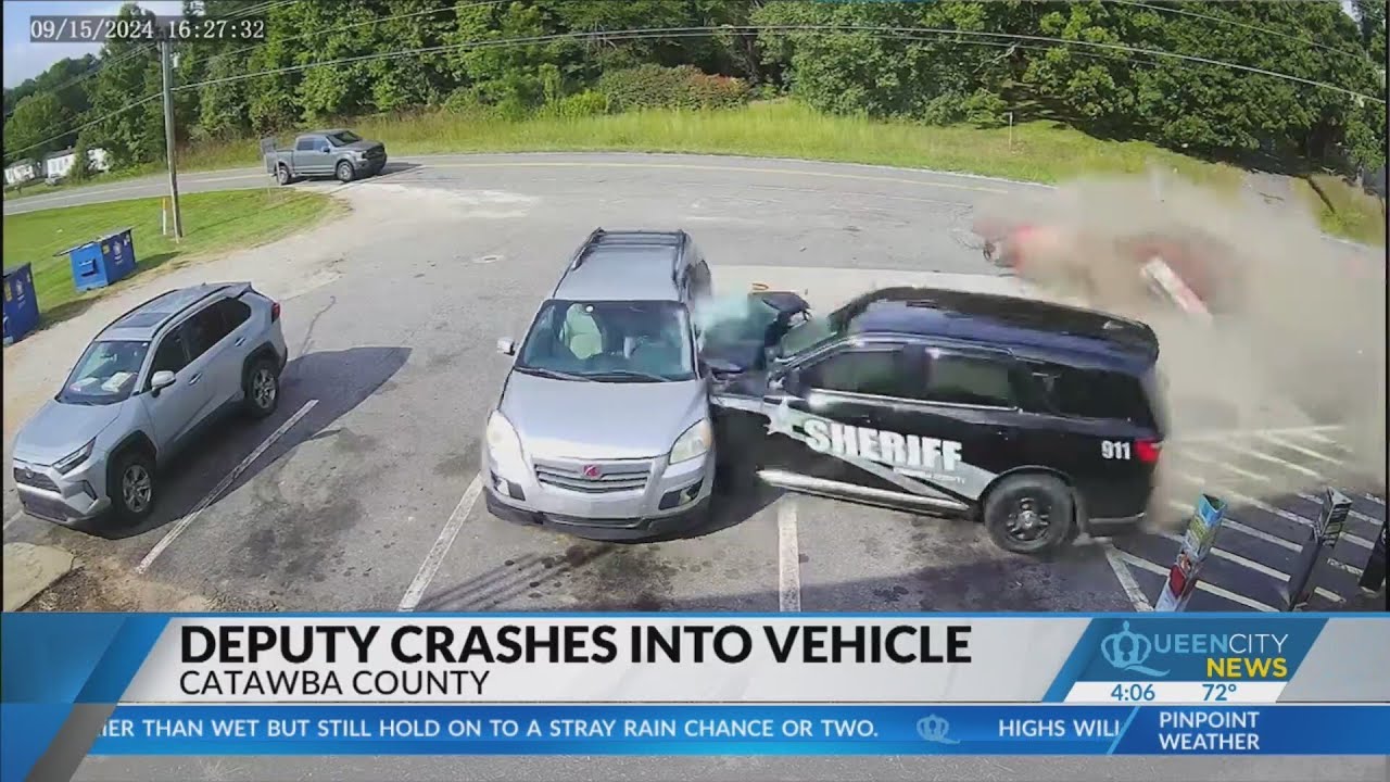 Catawba County deputy vehicle smashes into cars in parking lot