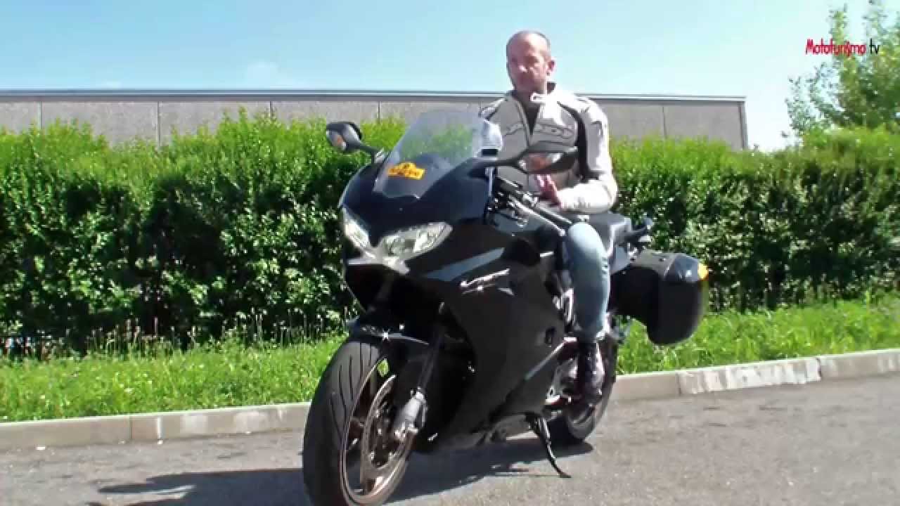 MOTOTURISMO - In prova - Honda VFR 800 F (2014)