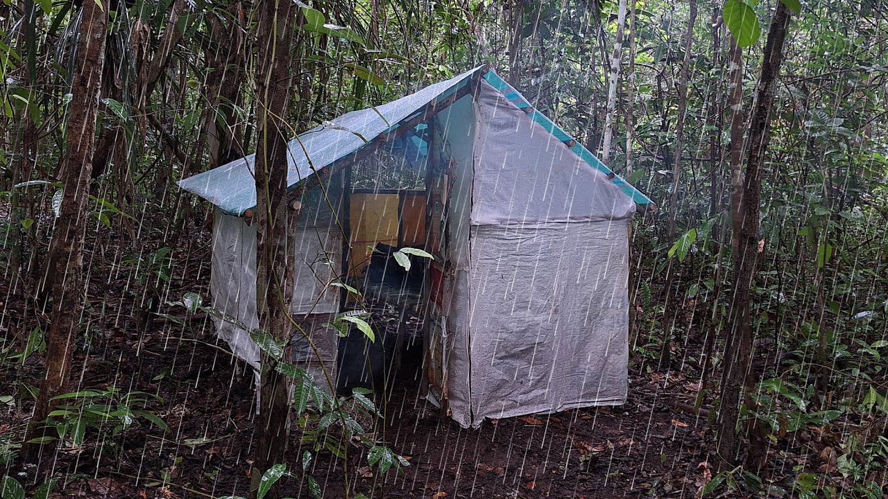 [Full] 5 Hari Solo Camping | Membangun Shelter Karung Bekas | Gemuruh Guntur, Kilat dan Hujan