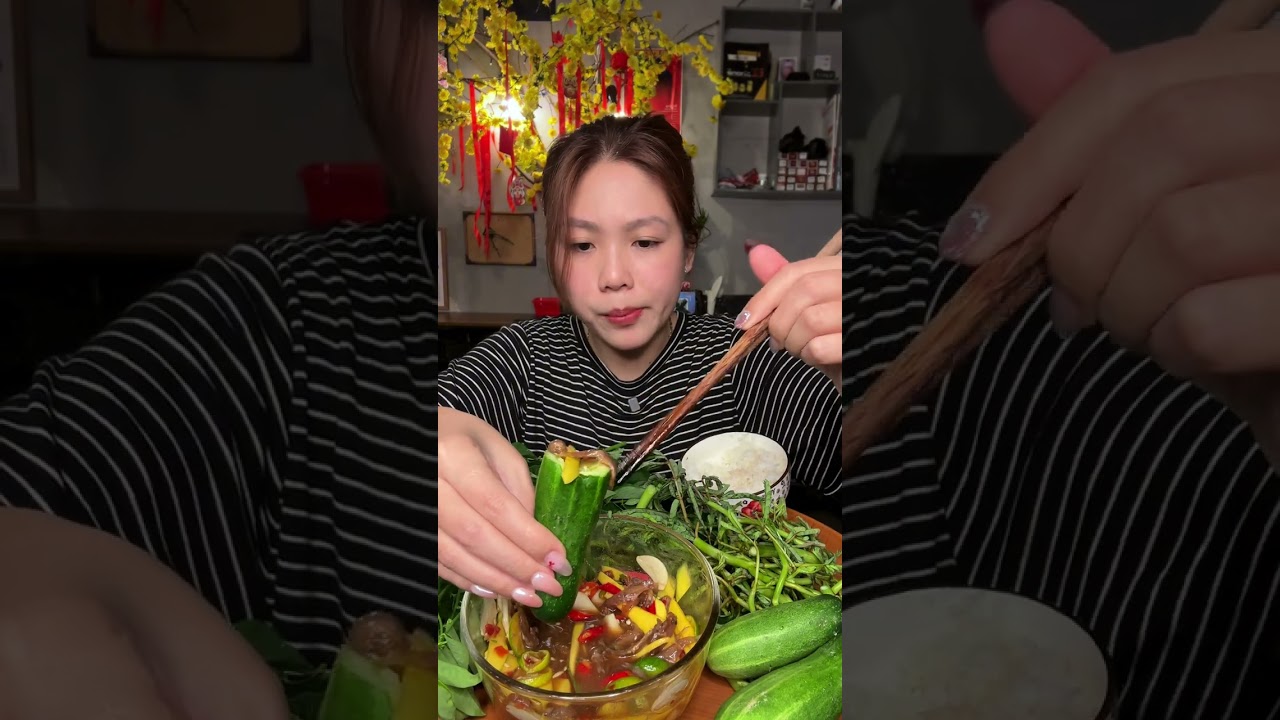 Cơm Nhà Đơn Giản Rau Sống Mắm Chua Ngon Tét Nách 