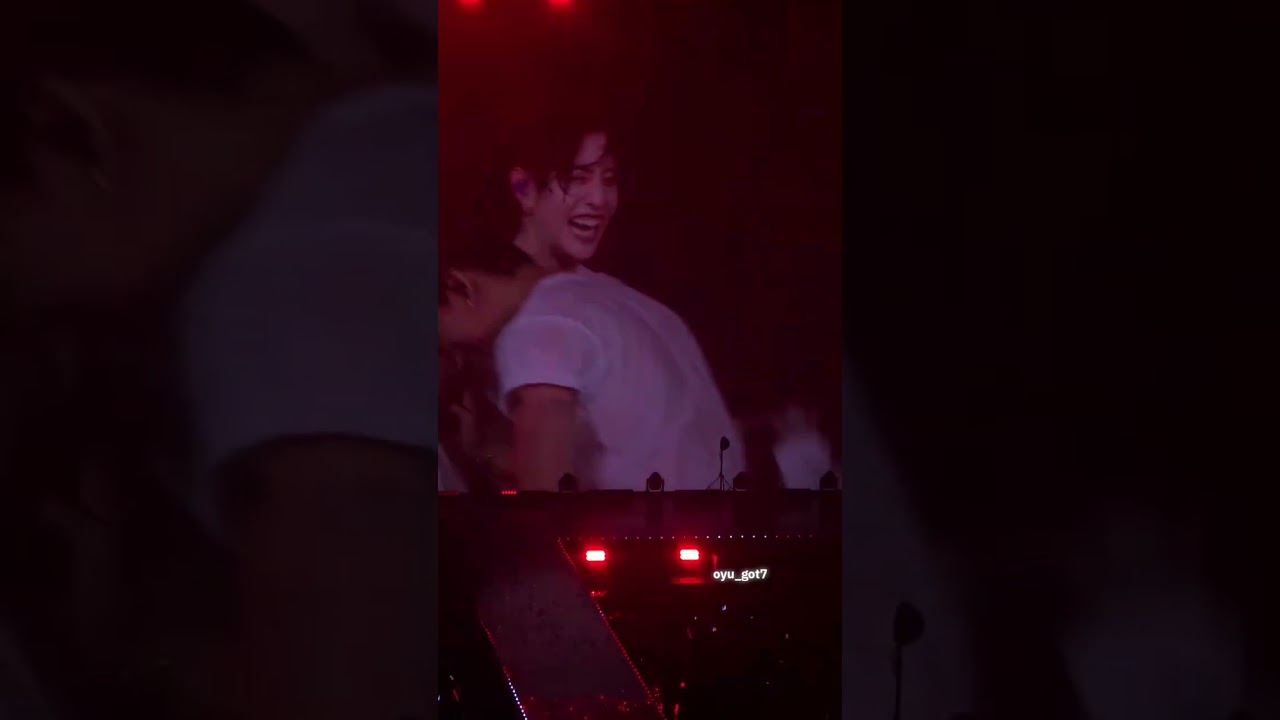 คุ้มค่าของการรอคอย💜❤️#MarkTuanTheShapeOfYou_BKKD2 #MarkTuanFanconBKK2026 #BAMBAM #MarkTuan #mtbb