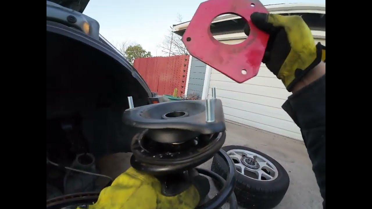 R53 Mini Cooper S - Strut Tower Mount Replacement