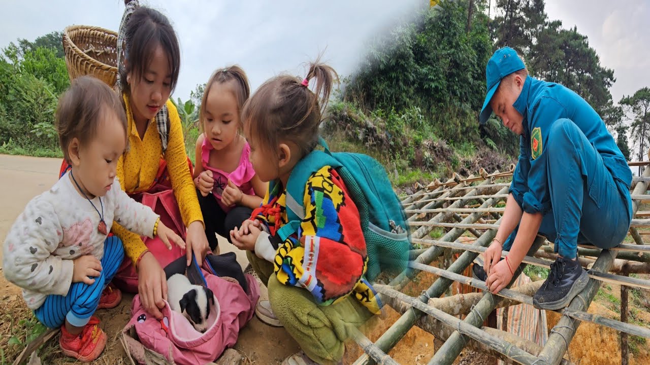 Kind Man Helps Single Mom with bamboo kitchen construction - What Happened to the Little Dog?