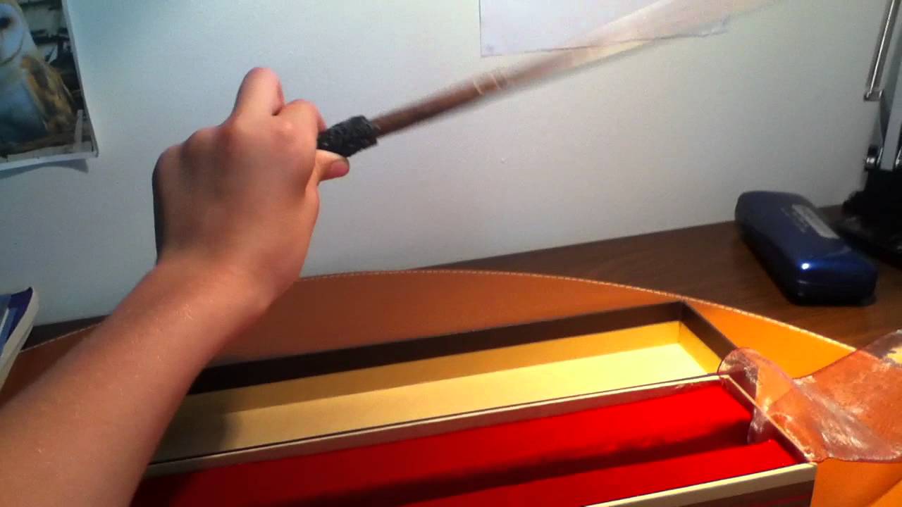 Noble Collection Harry Potter's Wand Review