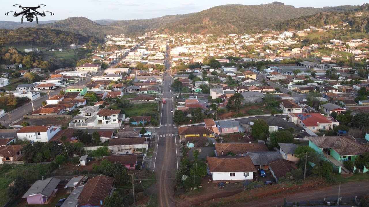 Vista a&eacute;rea de Cruz Machado cidade do Paran&aacute; #johrieldrones @JohrielDrones