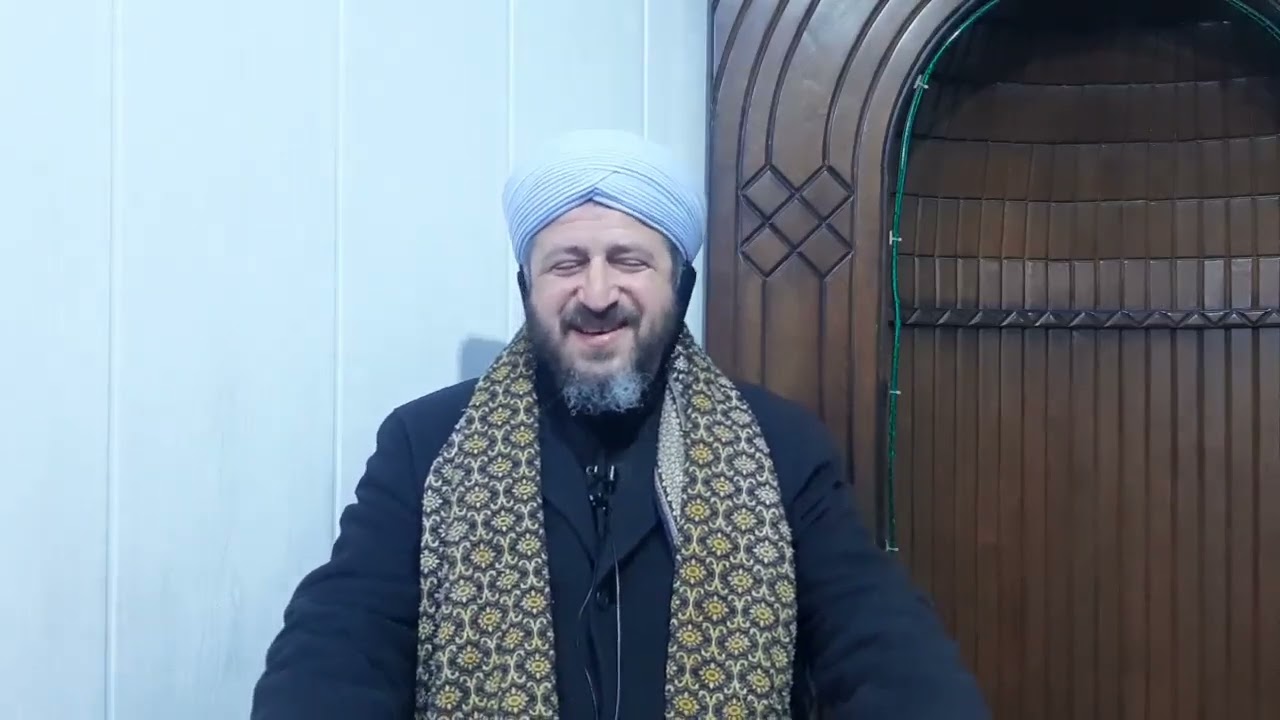 شهادات دكتوراة مزيفة في جميع الاختصاصات عبَر من الحديث { المُتَشَبِّع بما لم يُعْطَ كلابس ثوبَي زور}