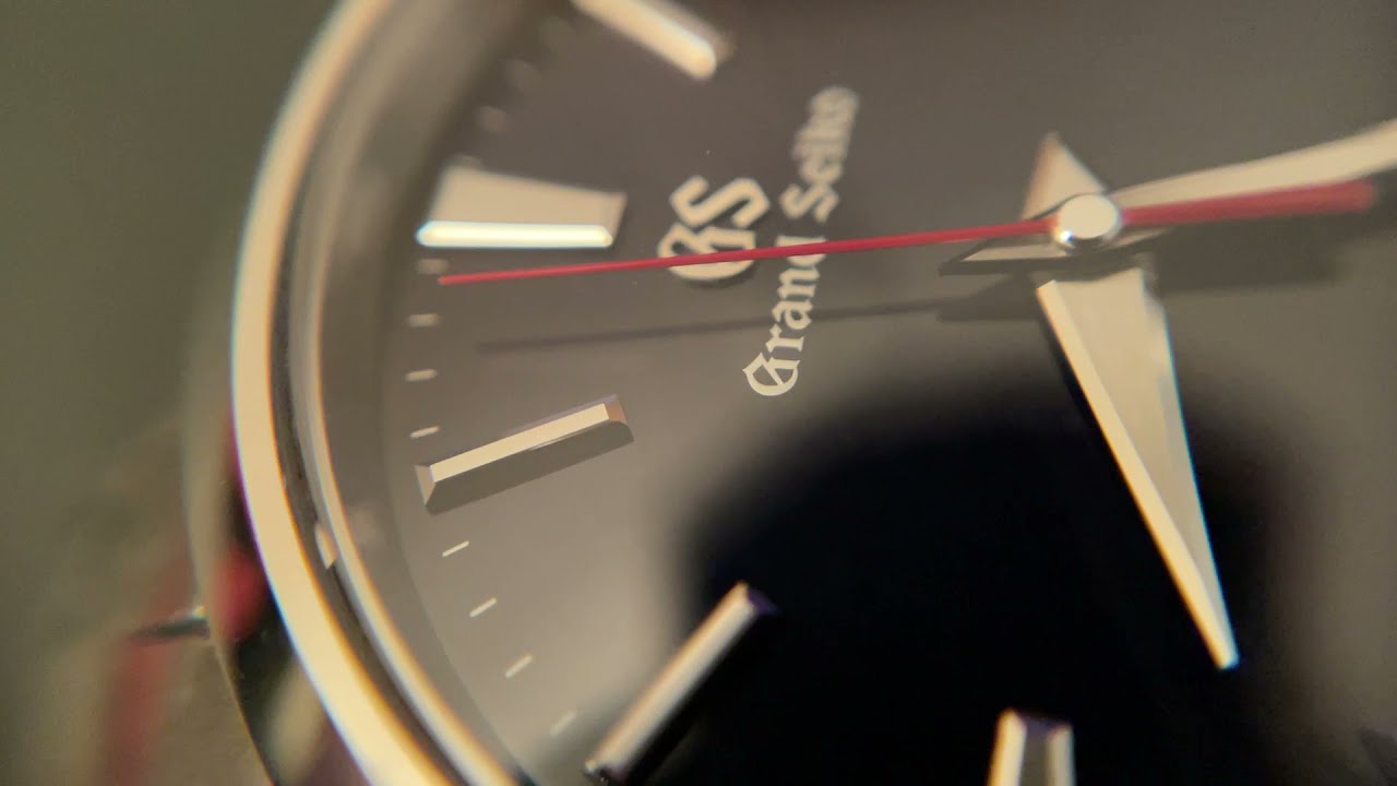 Grand Seiko SBGP007 - Freehand Macro