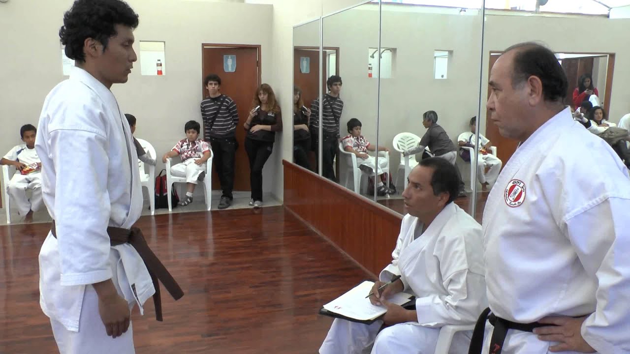 Examen Karate 2do KYU Christian Ingar Medina. Dojo Shi Do Shotokan. 25 mayo 2013
