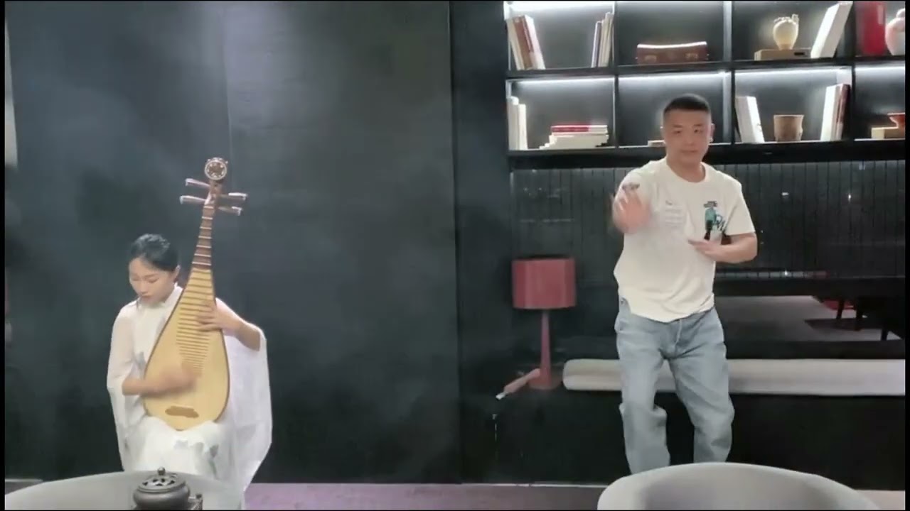 意拳（YI QUAN）第四代传人郭巍（意拳KO王子）即兴表演