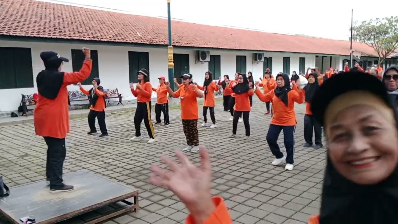 Senam Prolanis Klinik Jasmine 2 hari Minggu, 15 Februari 2026