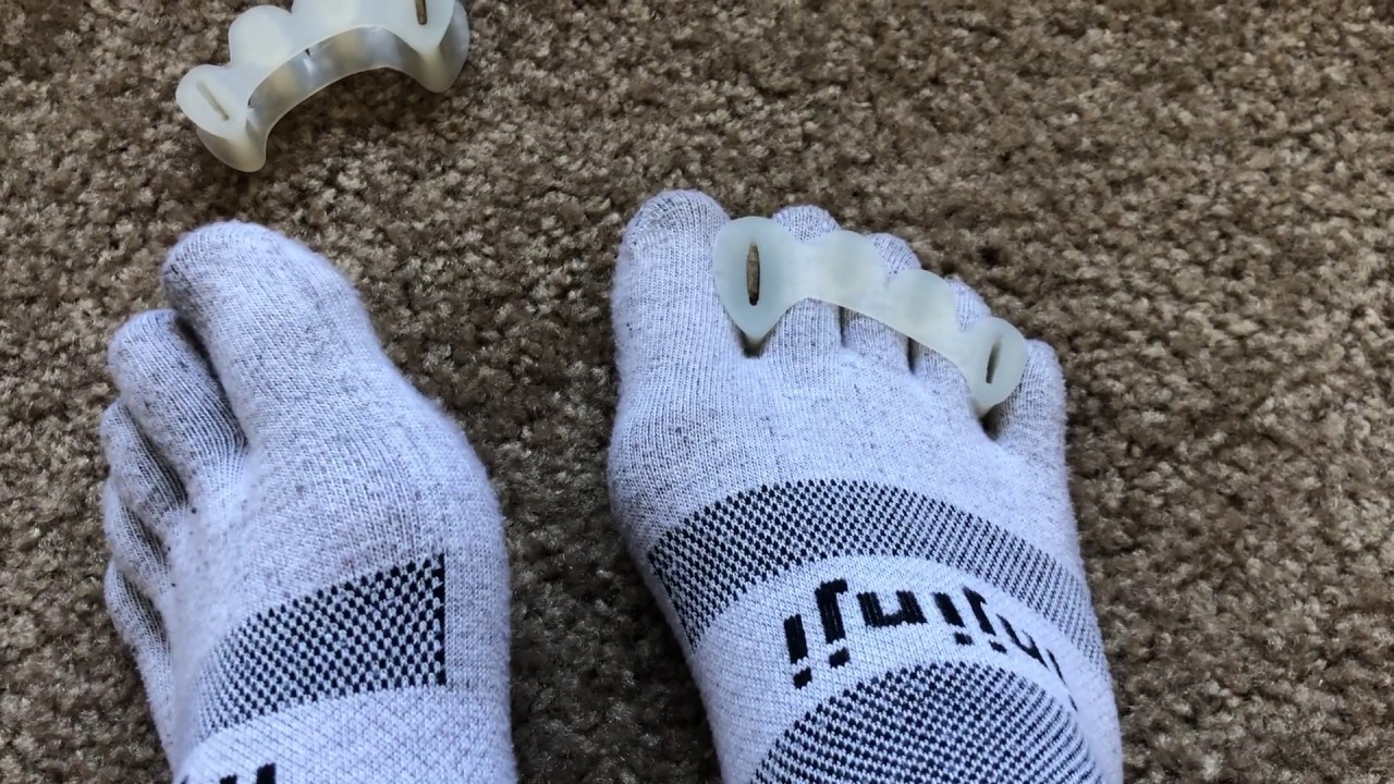 Toe socks & Correct Toes