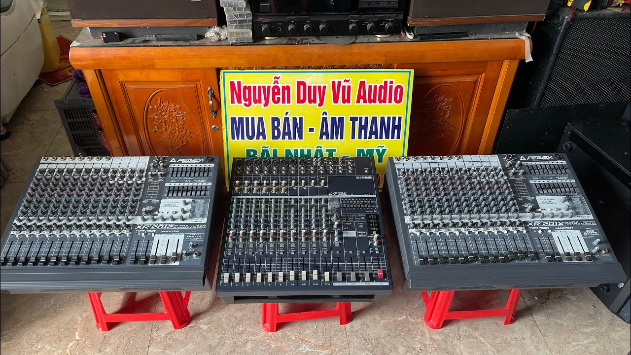 mixer liền công suất hàng cực gấu,Peavey XR 2012 và yamaha EMx 5014 ghim loa vào là hát luôn !