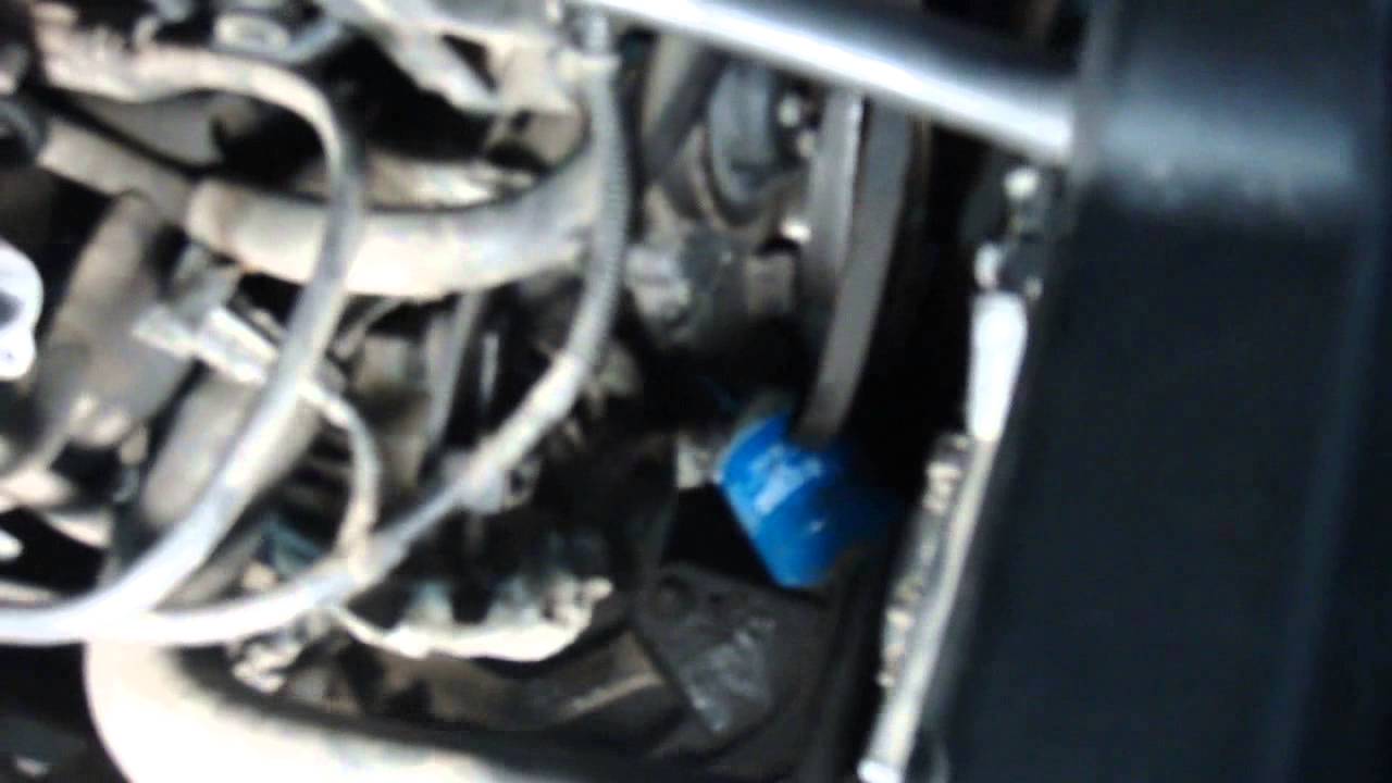 Kia Sorento мелкий ремонт дросселя , генератор .