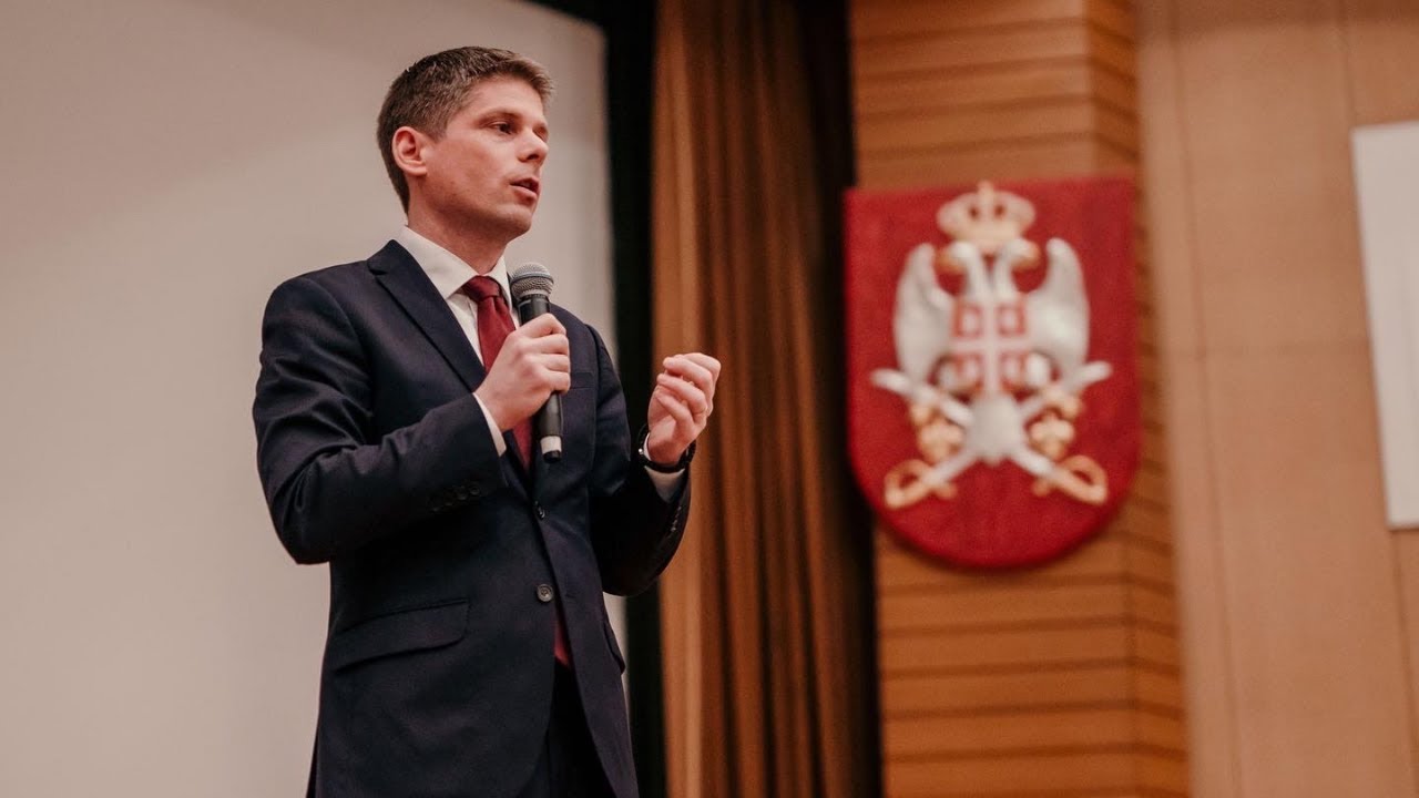 Jaka vojska je najbolji garant mira svakoj državi // Arno Gujon // Predavanje na Vojnoj akademiji