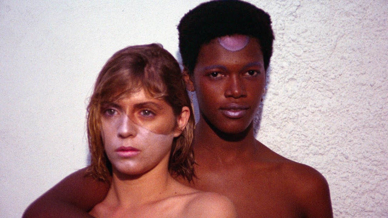 Trailer Queer Porto 10