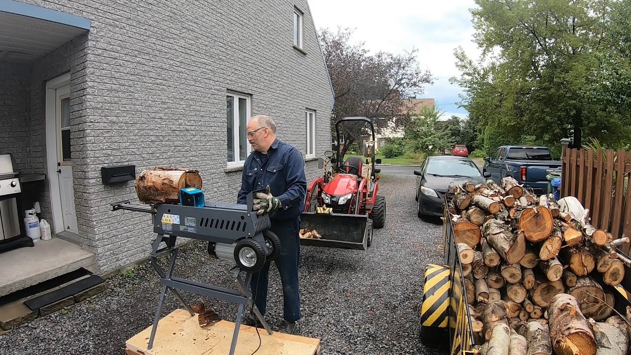 I Bought At Canadian Tire A Yardworks  9 Tonne 1.75 HP Electric Log Splitter First Field Test 🧐👍
