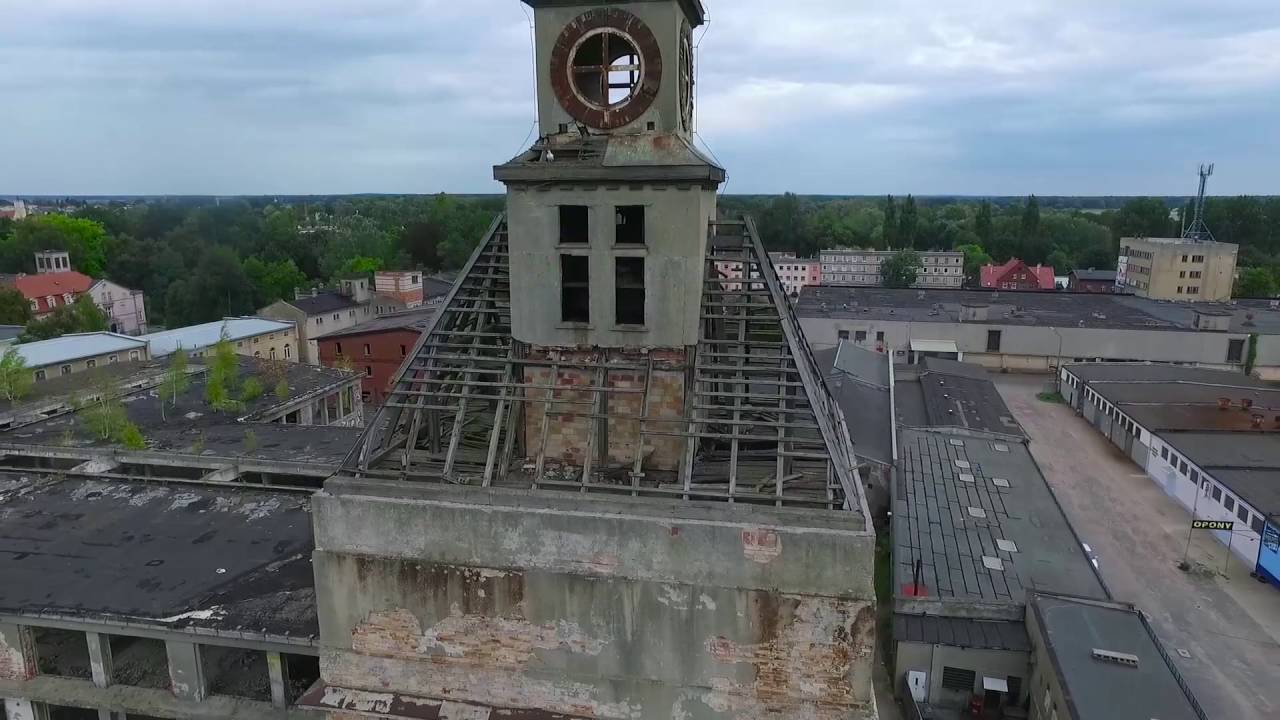 Nowa Sól. Teren byłej fabryki Odra, budynki do wyburzenia. Fragmenty większego projektu.