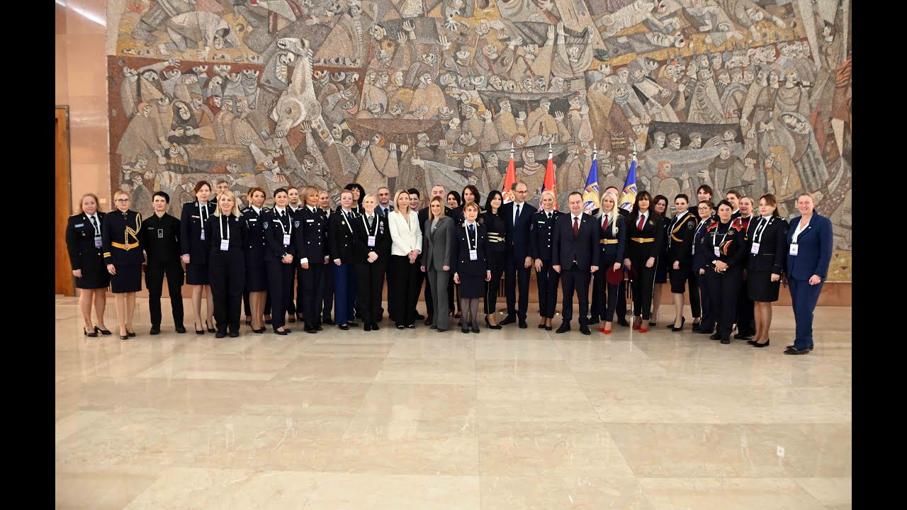 Ministar Dačić i premijer Đuro Macut otvorili su danas 4. Konferenciju Mreže žena u policiji
