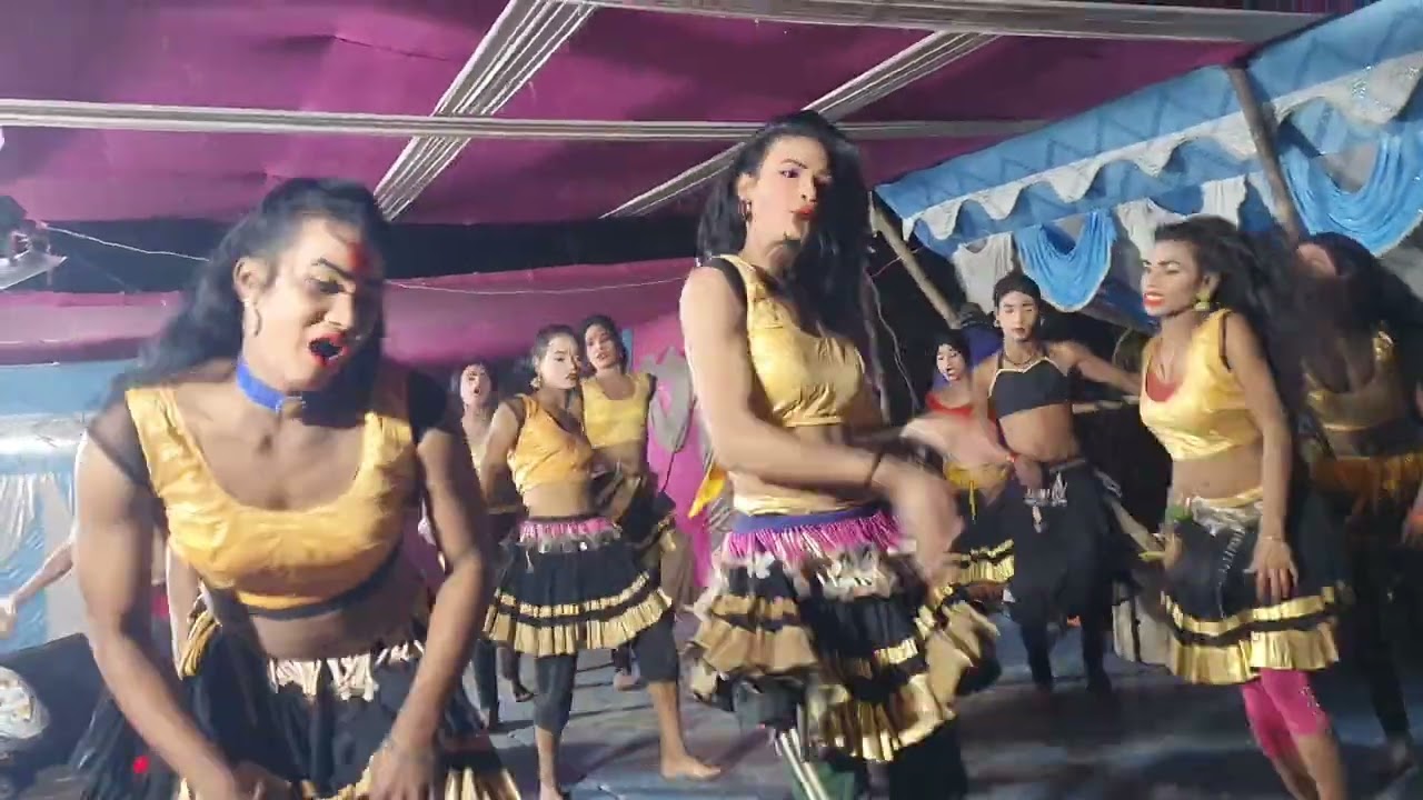 Tija Yadav Nach Party Paras Pakdi Bajar Lahriya Luta Ae raja