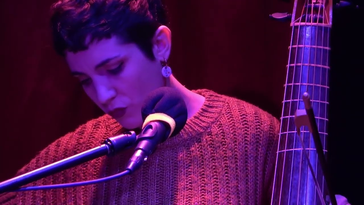 Silvia Lovicario - Bug  live at  Lo Teatrì, Alghero