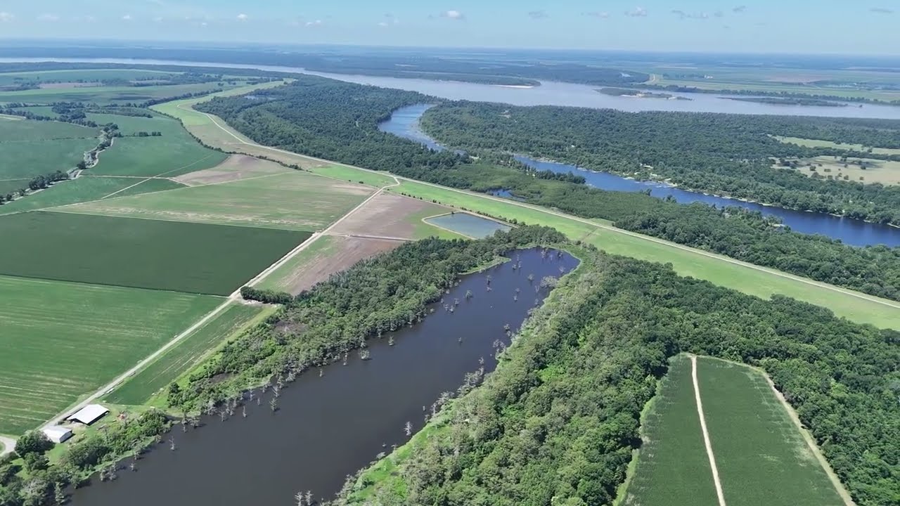 Mississippi Delta,  Riverside Plantation