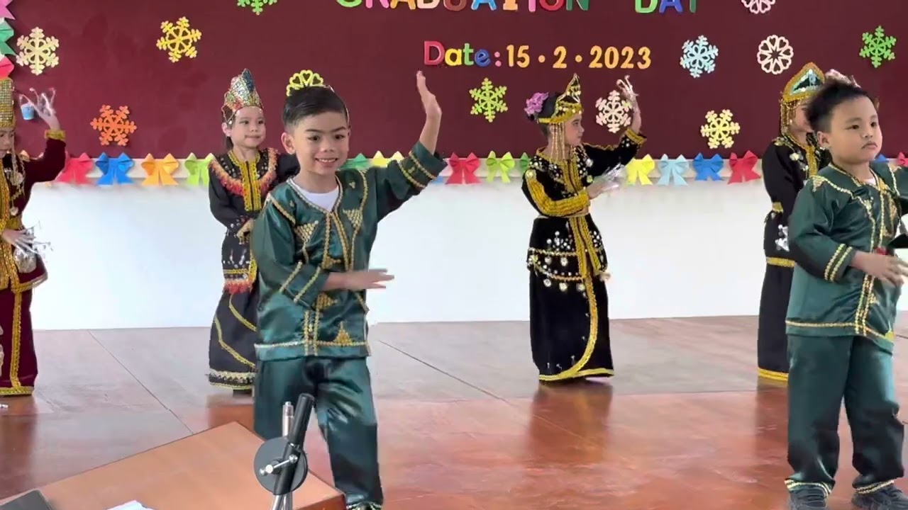 Tarian Lampa Pisang di Tadika Sung Siew