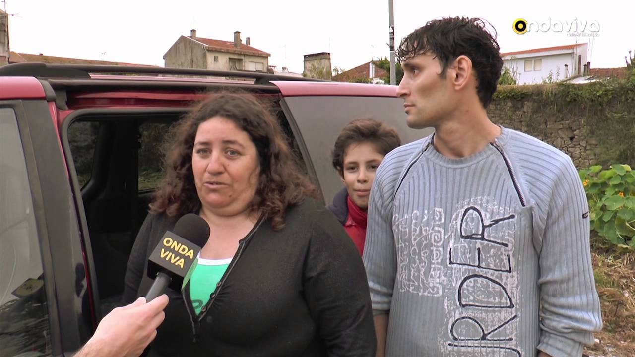 Reportagem - Família despejada vive em carrinha