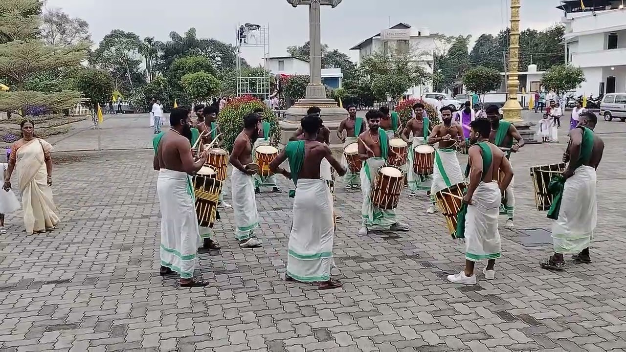 ശിങ്കാരിമേളം #bathery #shinkarimelam #chendamelam #wayanad #love #lifeisbutadream 