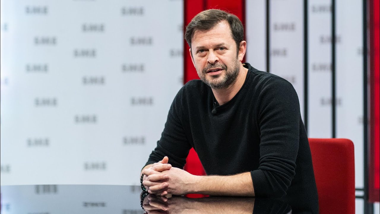 Herec Bárta: Slovník vlády je nehorázny a primitívny. Pokoj na Slovensku to neprinesie