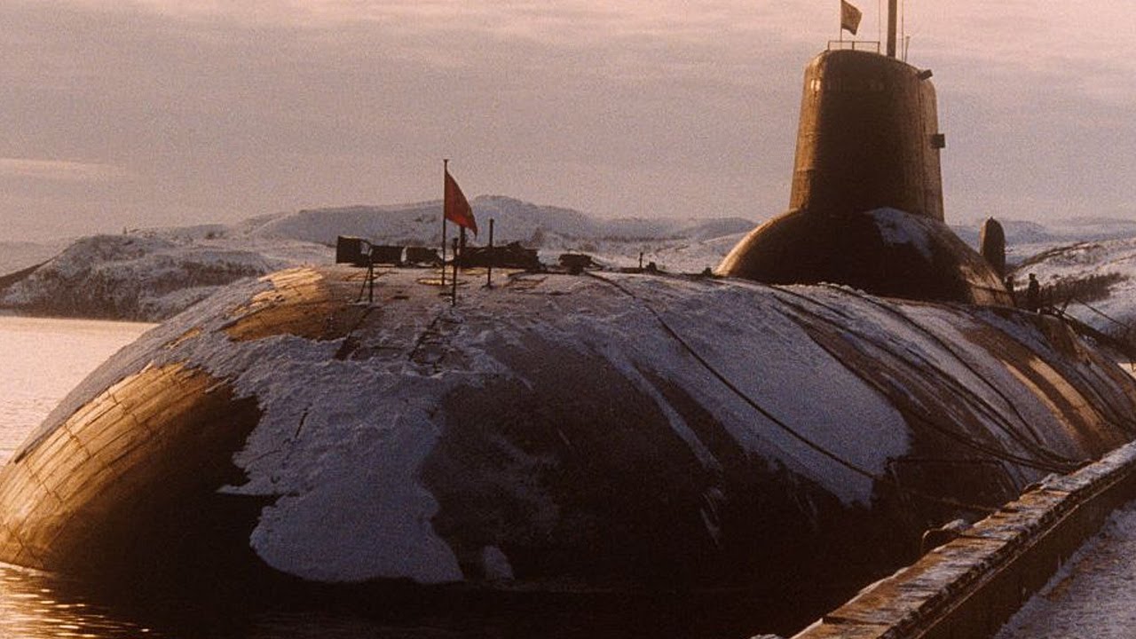 La Russie a lancé le plus grand sous-marin au monde