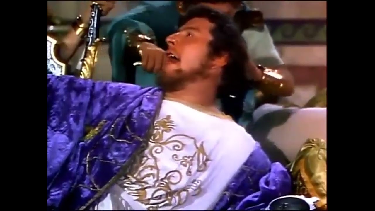 Peter Ustinov as Nero sings: Omnivorous power hail!