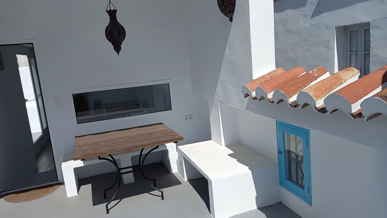 *SOLD* C&oacute;mpeta 3 Bedroom Townhouse