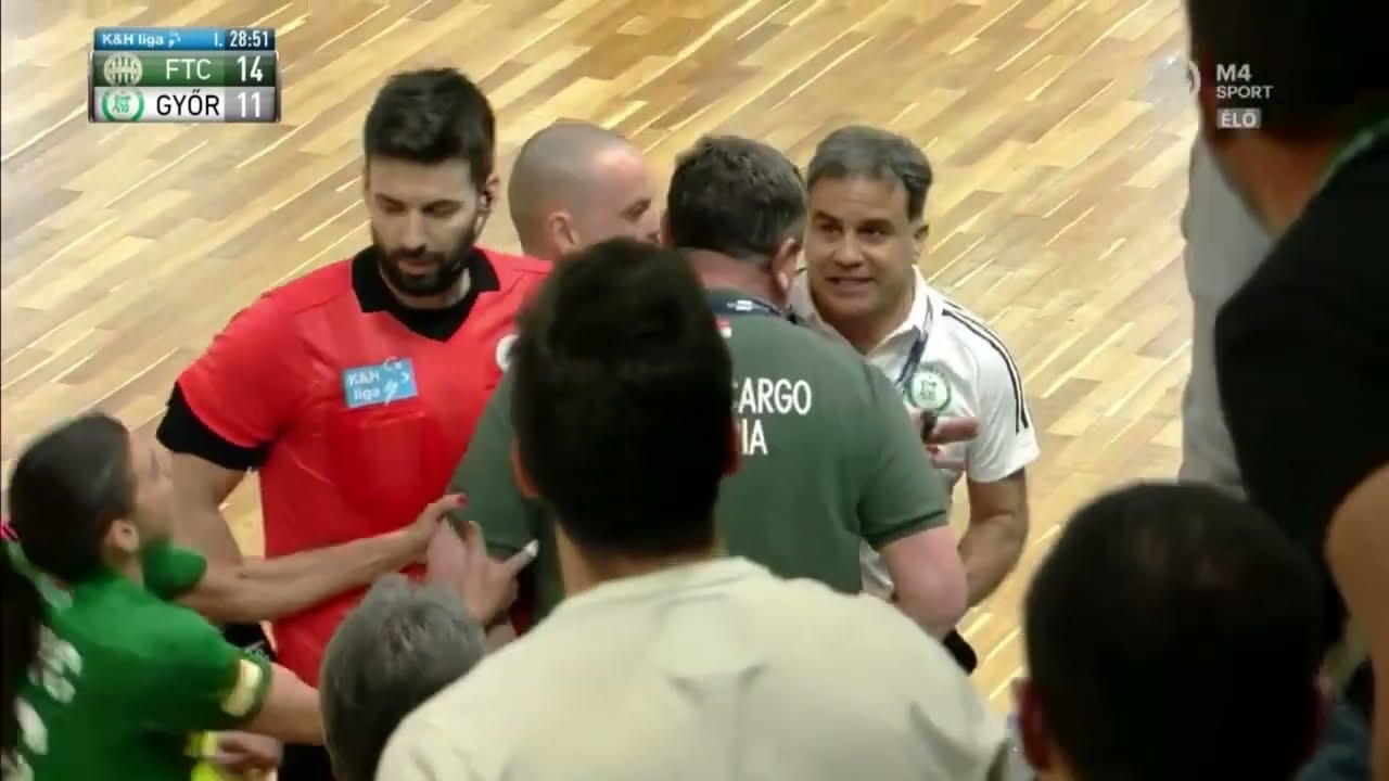 Ambros Martín fight with Gábor Elek - Fradi-Győr women’s handball