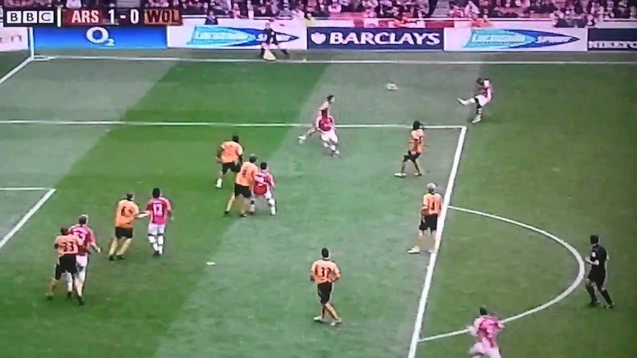 Nicklas Bendtner Wolves Goal