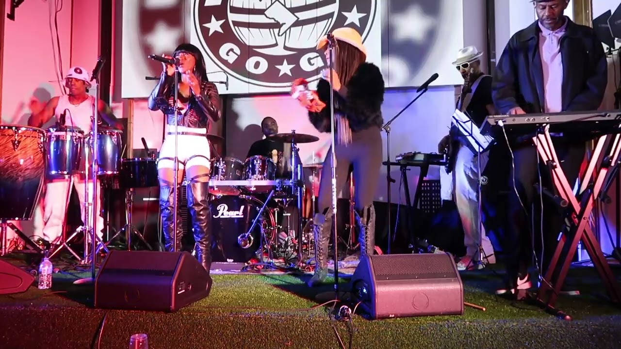 Georgie Porgie  by iNationLive Band