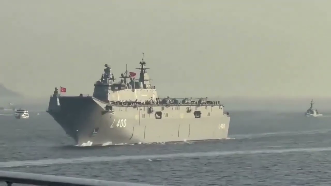 Turkish Navy arrives to Pakistan's aid