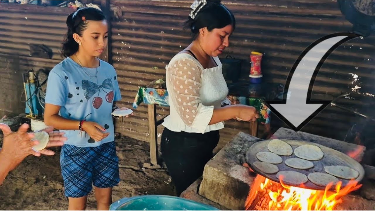 Ana nos sorprende y nos muestra lo que es capaz ricas tortillas al comal🤤