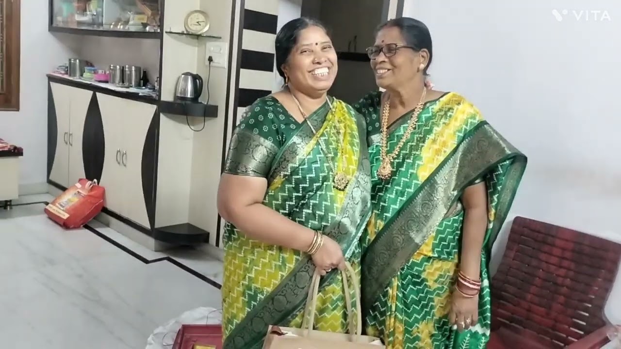 ఆప్యాయమైన పలకరింపులు