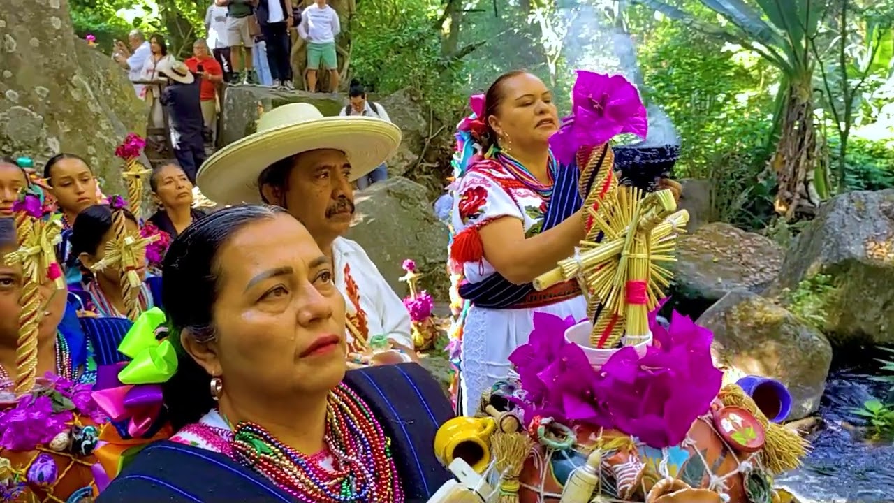 Ritual de las aguadoras de Uruapan Michoacán 2023 - 1ra parte